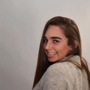 Meet your Posher, Lauren moseley